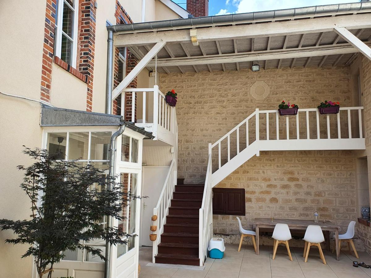 La Cour Des Marotiers Panzió Mareuil-sur-Ay Kültér fotó
